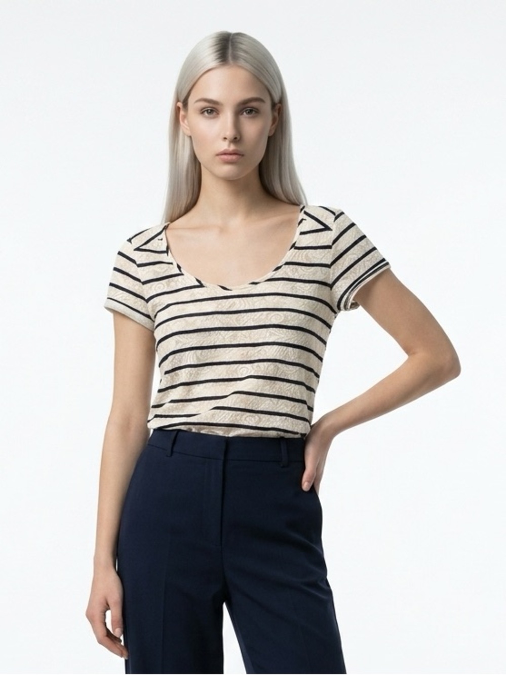 Lucky Brand Size S.    LTOP254